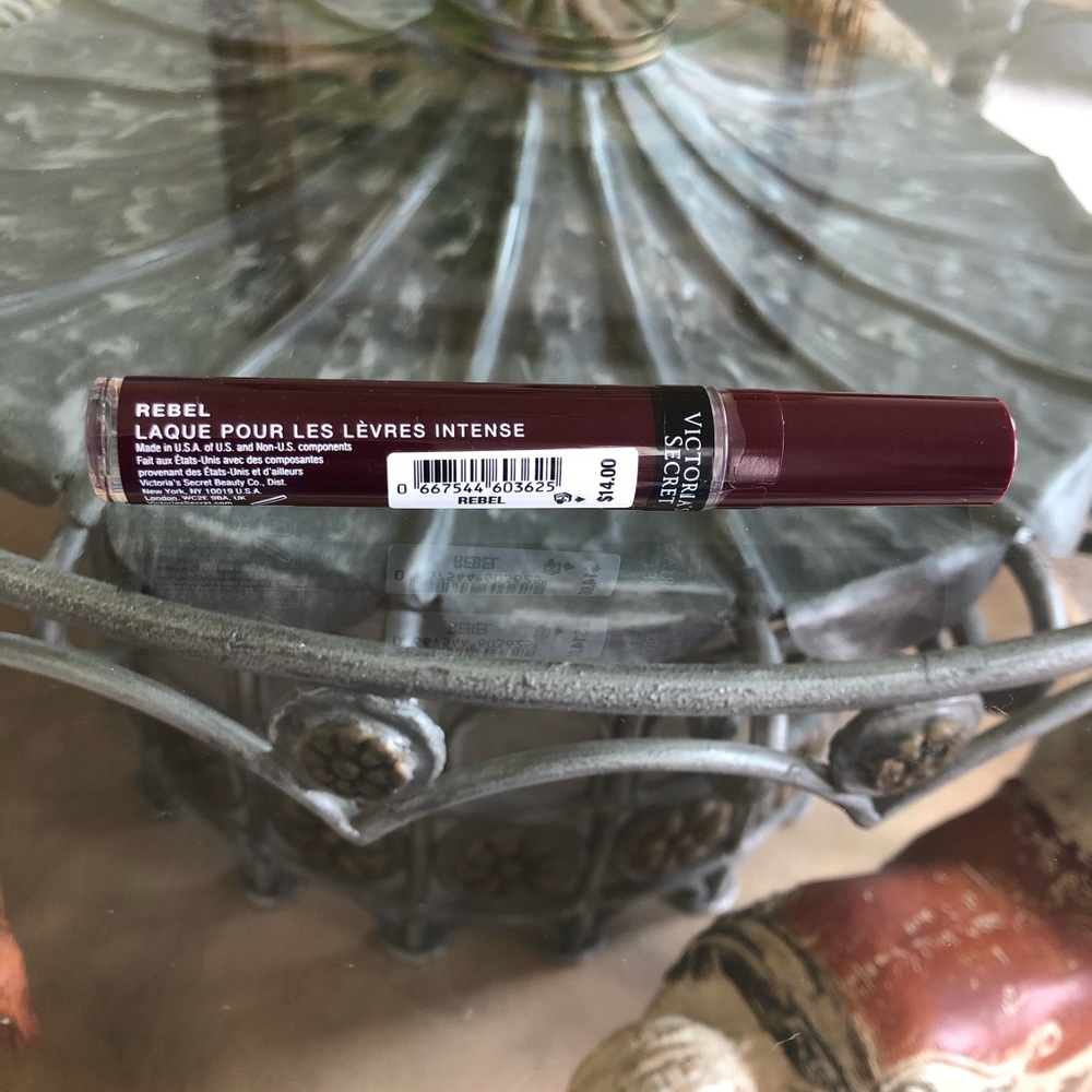 Victoria’s Secret Bundle Liquid Lip and Gloss Balm - Picture 9 of 9